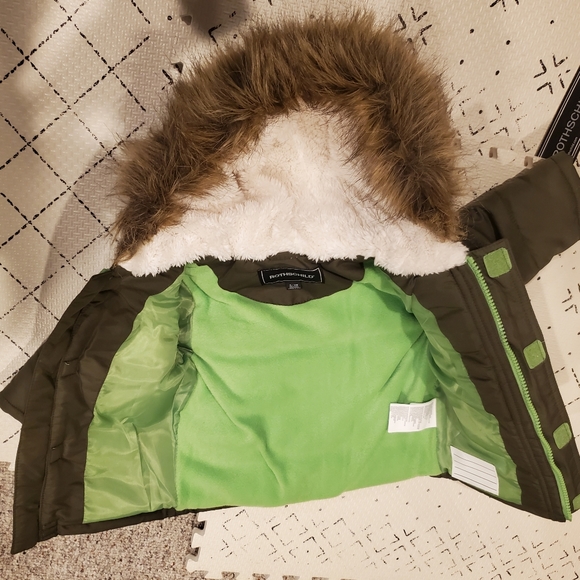 Rothschild Olive and Neon Green Parks - 6/9 months - Picture 2 of 8